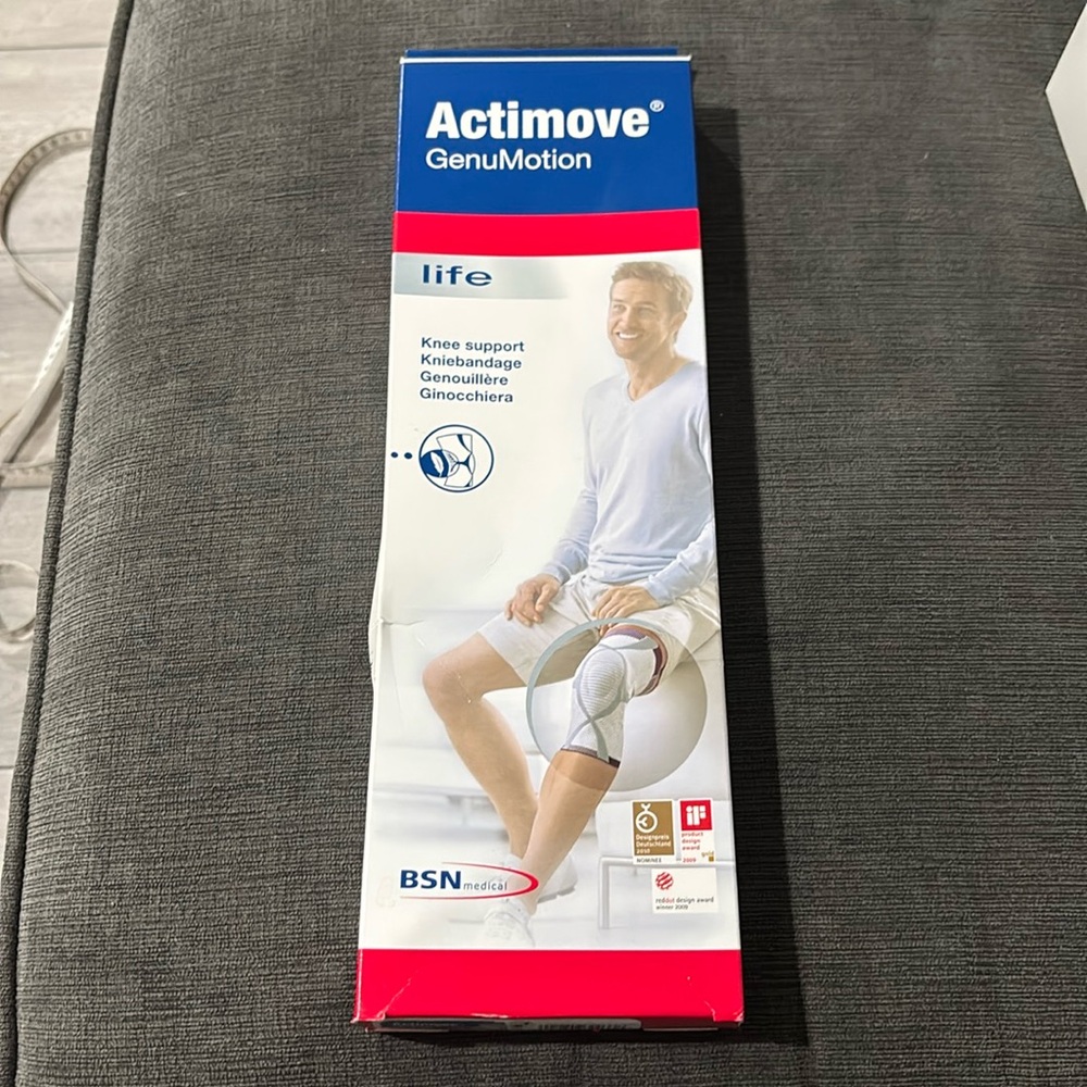Active knee support new in package brown